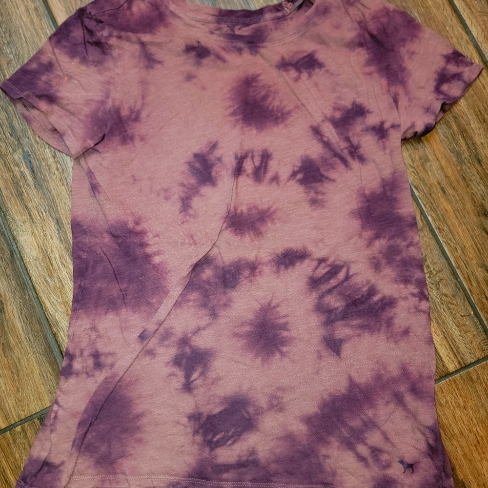 Womans small PINK Tee